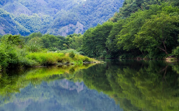 圣水儒家山泉水品牌短语